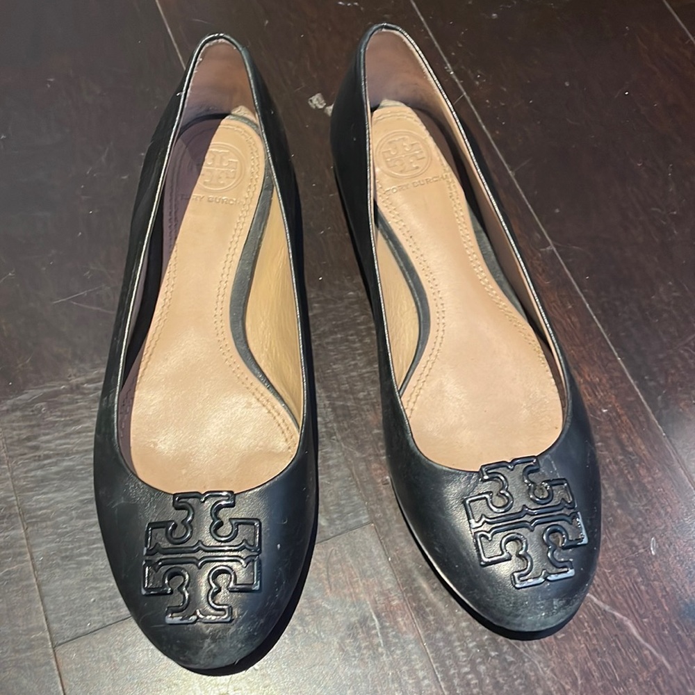 Tory Burch black ballet flats size 6.5